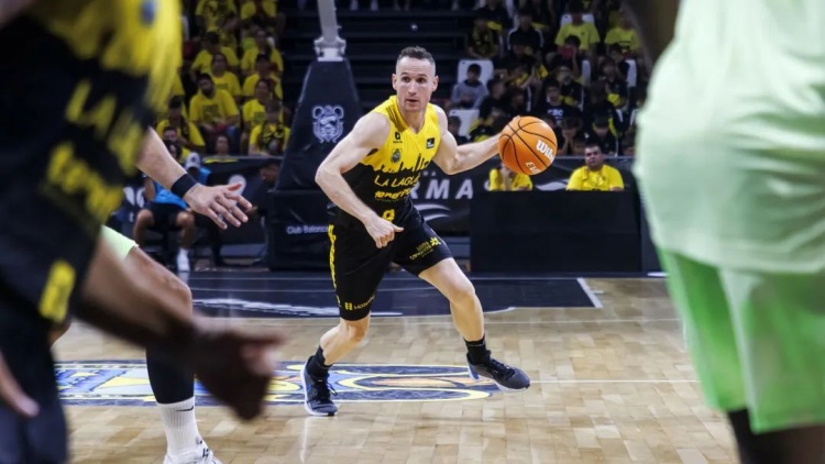  NBA初代老六，42歲進(jìn)入生涯巔峰？！