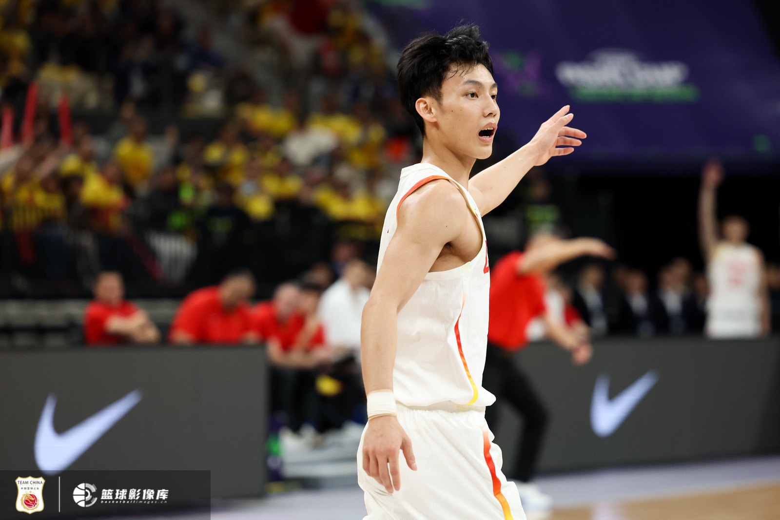  首發(fā)出戰(zhàn)不在狀態(tài)！徐杰全場(chǎng)3中0沒(méi)得分 拿到3板1助2斷另2失誤